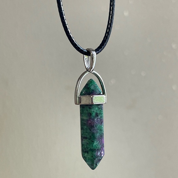$25 Crystal Gemstone Necklace Pendant Bullet Head Energy Meditation. - Picture 6 of 6